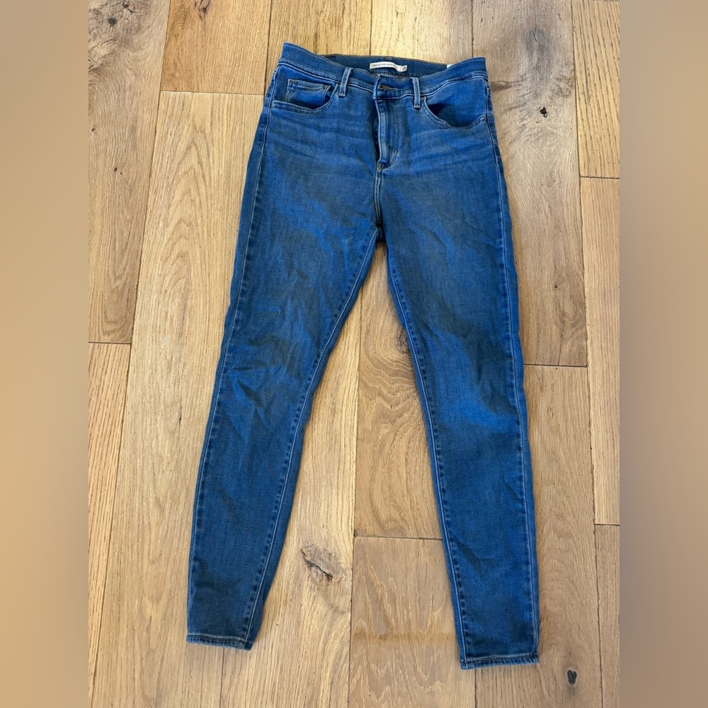 Levi’s 720 High Rise Super Skinny Jeans